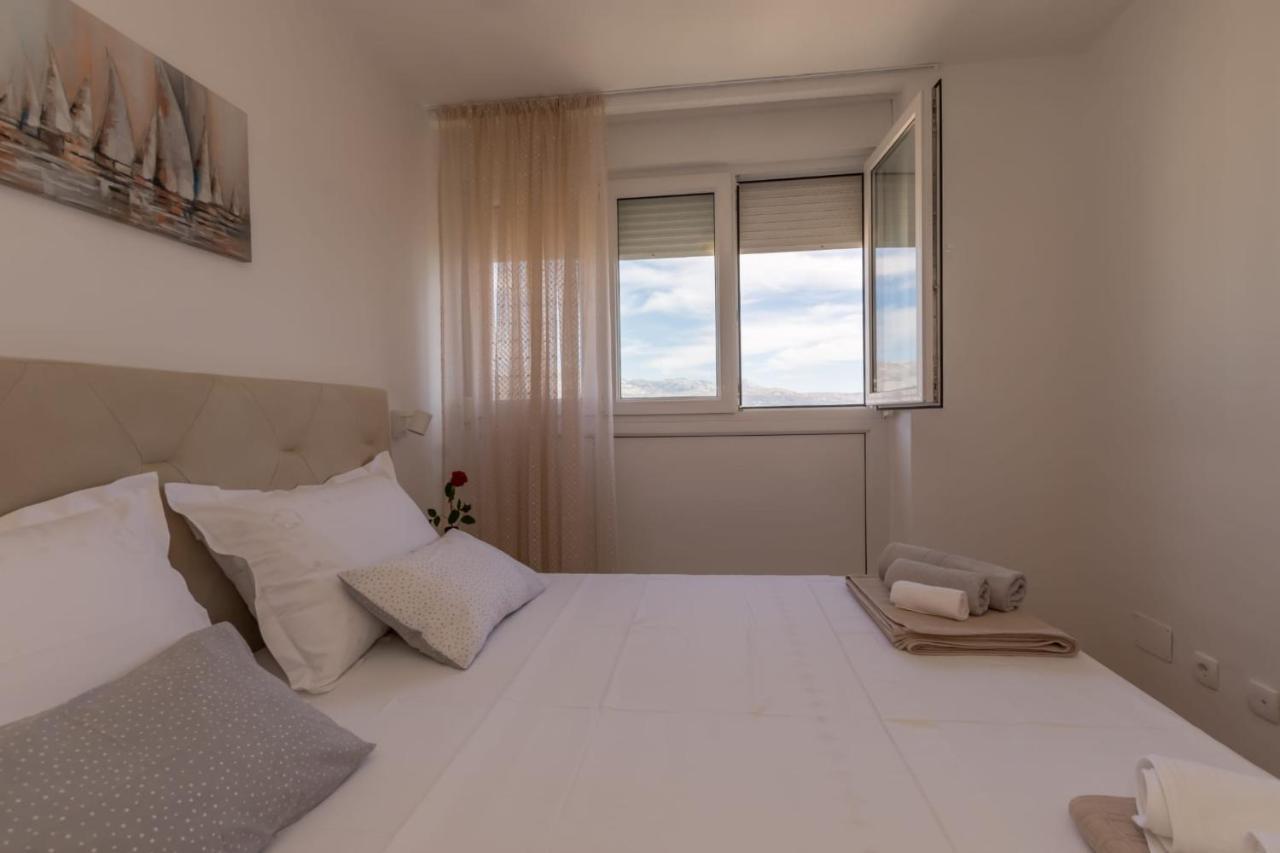 Penthouse Horizont Apartment Split Bagian luar foto