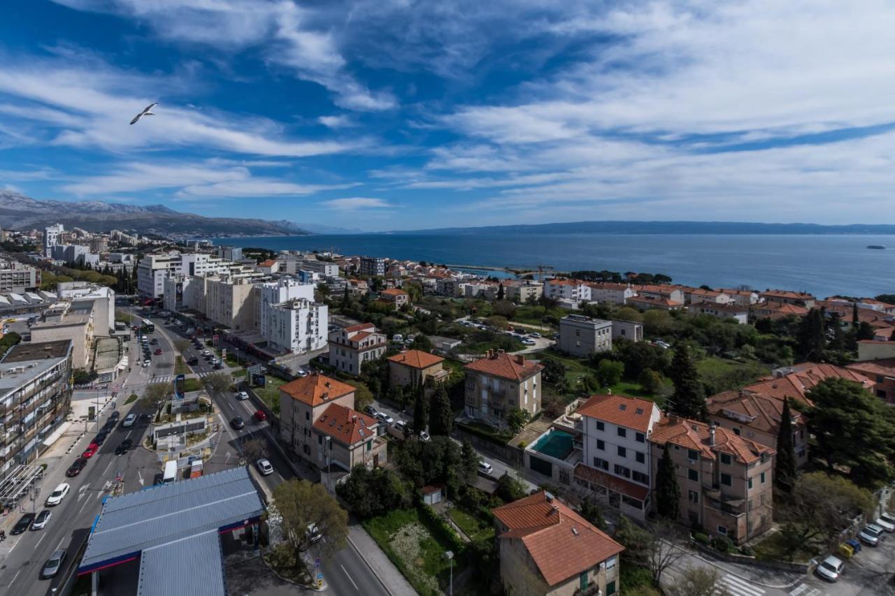 Penthouse Horizont Apartment Split Bagian luar foto